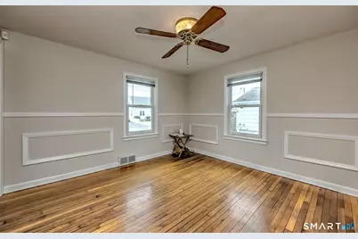 76 Luther Street, Bridgeport, CT 06606 - Photo 15