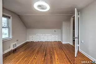 76 Luther St, Bridgeport, CT 06606 - Photo 35