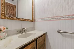 131 Oxbow Dr, Meriden, CT 06450 - Photo 17