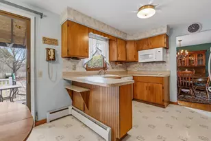 131 Oxbow Dr, Meriden, CT 06450 - Photo 13