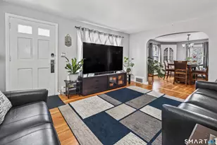 50 Ferndale Ave, Waterbury, CT 06708 - Photo 9