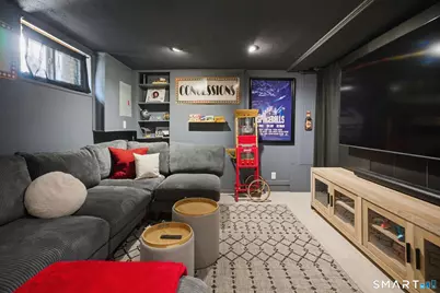 94 Thomas Street, West Hartford, CT 06119 - Photo 23