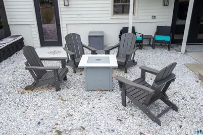 17 College Street, Old Saybrook, CT 06475 - Photo 27