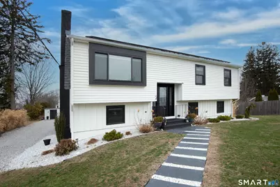17 College Street, Old Saybrook, CT 06475 - Photo 15