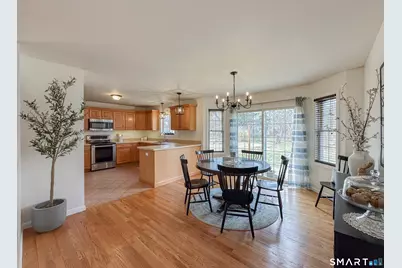 31 Parkwood Avenue, Waterbury, CT 06708 - Photo 3