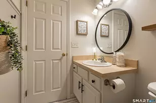 31 Parkwood Ave, Waterbury, CT 06708 - Photo 25