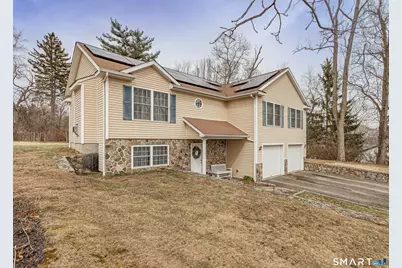 31 Parkwood Avenue, Waterbury, CT 06708 - Photo 1