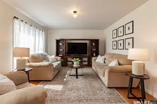 31 Parkwood Ave, Waterbury, CT 06708 - Photo 9