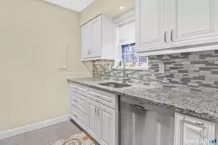 14-1/2 Fairview Ave, Norwalk, CT 06850 - Photo 9