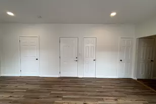 110 Rockwell Ave, New Britain, CT 06051 - Photo 9