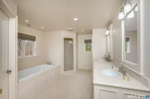 25 Patricia Ln, Darien, CT 06820 - Photo 19