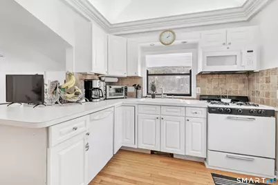 70 Cranbury Road, Norwalk, CT 06851 - Photo 9