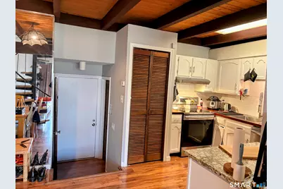 14-B Country Squire Drive #14B, Cromwell, CT 06416 - Photo 5