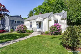 136 Center St, Stamford, CT 06906 - Photo 9