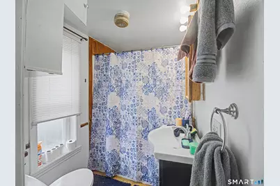 68 Rowan Street, Danbury, CT 06810 - Photo 11