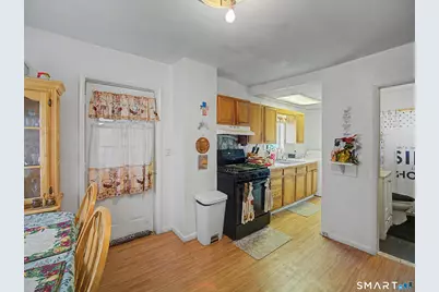 68 Rowan Street, Danbury, CT 06810 - Photo 21