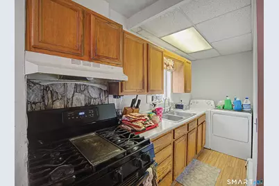 68 Rowan Street, Danbury, CT 06810 - Photo 27