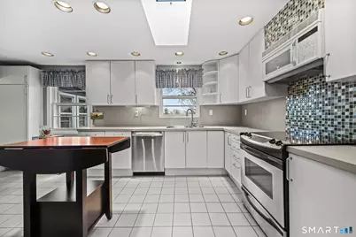 19 Lyncrest Drive, Norwalk, CT 06851 - Photo 23