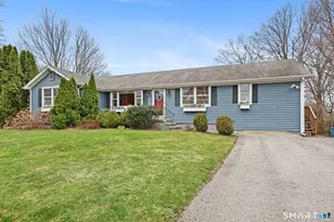 19 Lyncrest Dr, Norwalk, CT 06851 - Photo 3