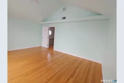 800 East Broadway, Milford, CT 06460 - Photo 11