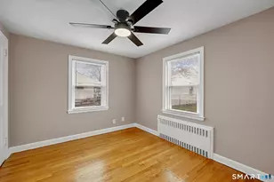 51 Hanmer St, Hartford, CT 06114 - Photo 9