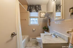 130 Holroyd St, Bridgeport, CT 06606 - Photo 13