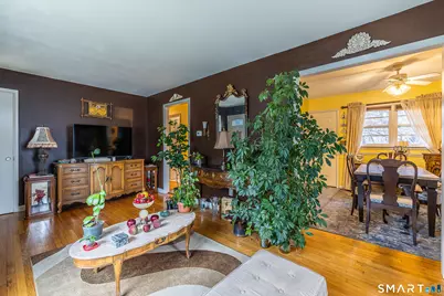 130 Holroyd Street, Bridgeport, CT 06606 - Photo 5