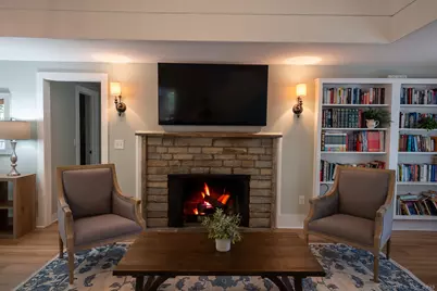 147 Pequot Avenue, Groton, CT 06355 - Photo 9