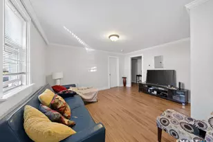 1389 Pembroke St, Bridgeport, CT 06608 - Photo 7