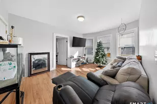 1389 Pembroke St, Bridgeport, CT 06608 - Photo 13