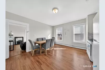 1389 Pembroke Street, Bridgeport, CT 06608 - Photo 11