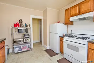 203-207 Wayne St, Bridgeport, CT 06606 - Photo 27