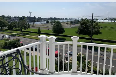 35 Seaview Avenue #2nd fl, Norwalk, CT 06855 - Photo 3