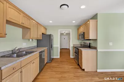 166 Palomino Pass #166, Trumbull, CT 06611 - Photo 7