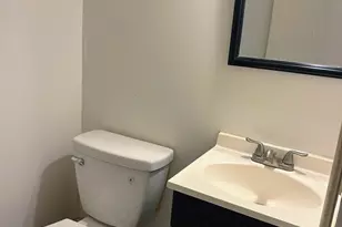 76 Bigelow St, Manchester, CT 06040 - Photo 5