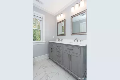 135 Grace Street, Fairfield, CT 06825 - Photo 15