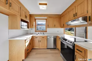 144 Lexington Rd, Glastonbury, CT 06033 - Photo 19