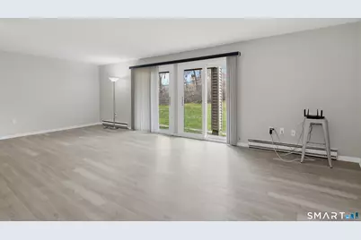 14 Redwood Court #14, Cromwell, CT 06416 - Photo 7