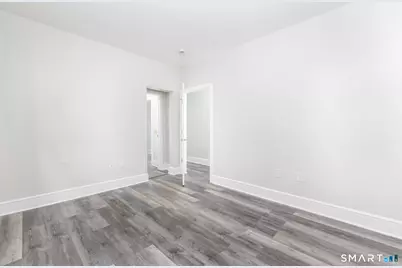 19 Edgewood Street, Hartford, CT 06112 - Photo 9