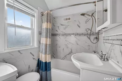 274 Peck Avenue, West Haven, CT 06516 - Photo 17