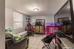 410 Platt St, Bridgeport, CT 06606 - Photo 15