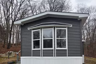 303 Mohegan Park Rd, Norwich, CT 06360 - Photo 1