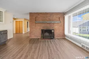 25 Morningside Dr, Ansonia, CT 06401 - Photo 9