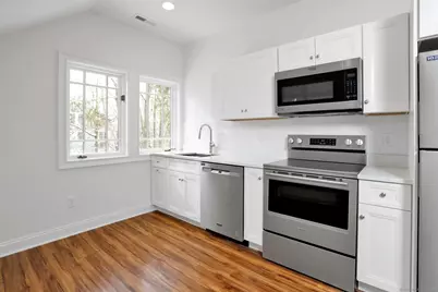 162 Danbury Road #2, Ridgefield, CT 06877 - Photo 3