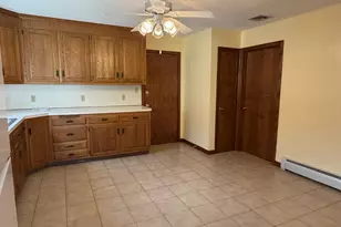 61-63 Newbury St, Hartford, CT 06114 - Photo 7