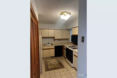 24 Millbrook Court #24, Newington, CT 06111 - Photo 5