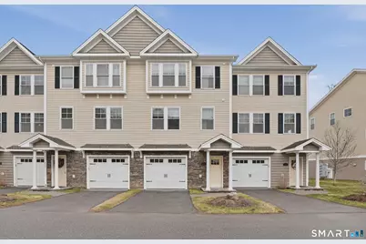 3 Village Crossing #3, East Lyme, CT 06357 - Photo 1