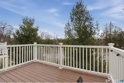 3 Village Crossing #3, East Lyme, CT 06357 - Photo 5