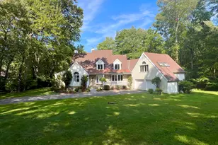 314 Erskine Rd, Stamford, CT 06903 - Photo 1