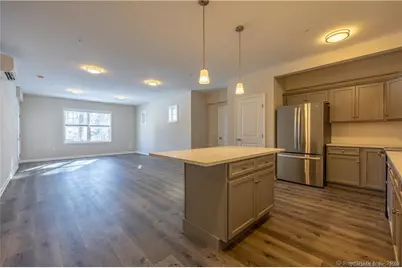 64 East Mitchell Avenue #20, Cheshire, CT 06410 - Photo 5